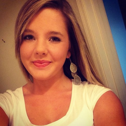 courtcourt_28's profile picture. Colerain jv cheerleader(: Never changing who I am ❤