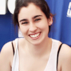 pls don't follow me on here this is a saved account follow @populauren