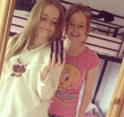 Jedward_lover12's profile picture. Heyo, the names zoe, i like chicken balls and irish dancing!:) im absolutly in love wit my friends, i wouldnt be anywhere with them!:) follow me please33