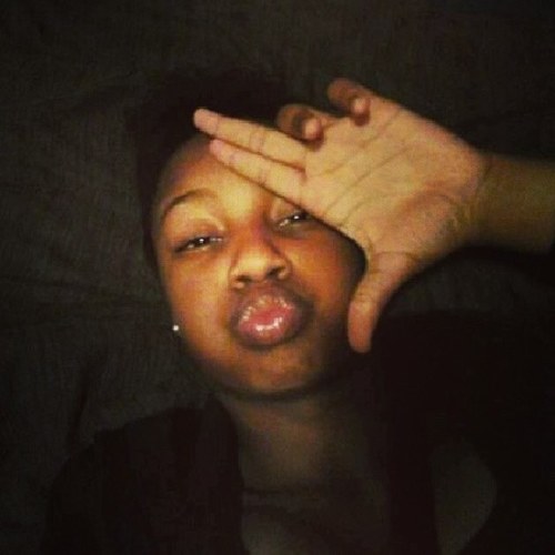 new ACCOUNT ! old one had 11k THEN got SUSPENEDED | anywho, follow me & ill follow BACK. #TeamLesbian #Seniour