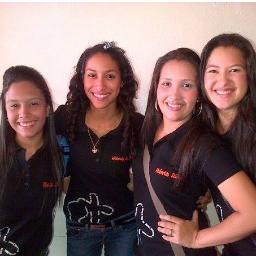 17,  AMOO GRANDEMENTE A MI FAMILIA