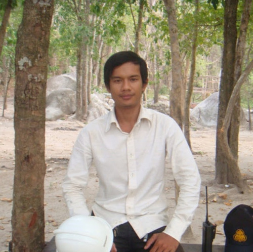 MeasHang's profile picture. បើដាំជំនាញ ស្រែកឃ្លានចំណេះដឹង នឹងត្រូវពង្រឹង នូវការអនុវត្ត។