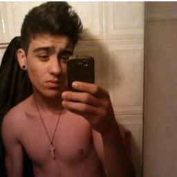 Ruhsantanna's profile picture. badtrip brow :/