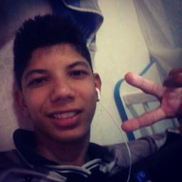 To be yourself is all that you can do ...
DEUS, família, Futebol e música (rock)  #EuQuero #EuPosso #EuConsigo