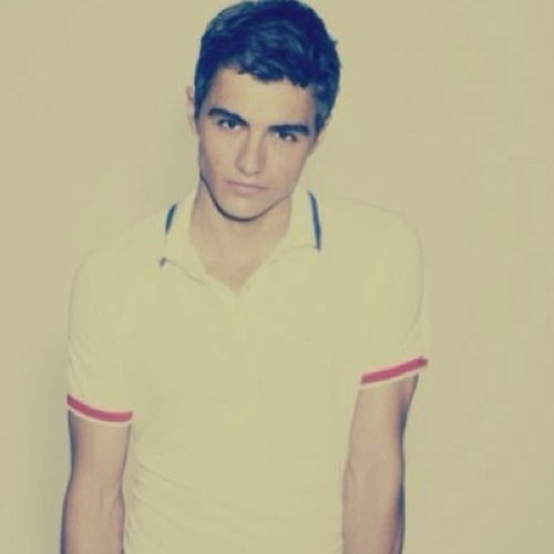 DaveFrancoSB's profile picture. That one guy in that one movie.