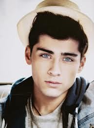 actrees , sing , personil 1Direction ..