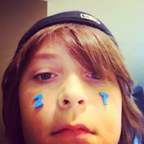 trace_z's profile picture. 