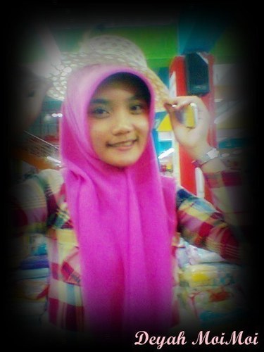 I love اَللّهُ , Nabi Muhammad SAW, family, my ♡ @ Hana priatmoko 151010 | Mahasiswi UIN |Follback ? just mention | :)