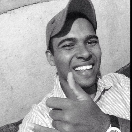 Publique onde todos Buscam...Nas paginas amarelas da internet.