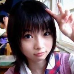 神奈川県17歳高校生、みるきーって呼んでねっ！(*^^)v　最近はヨガとスイミングにはまってます！　かまってにゃん。　RTしてにゃん。