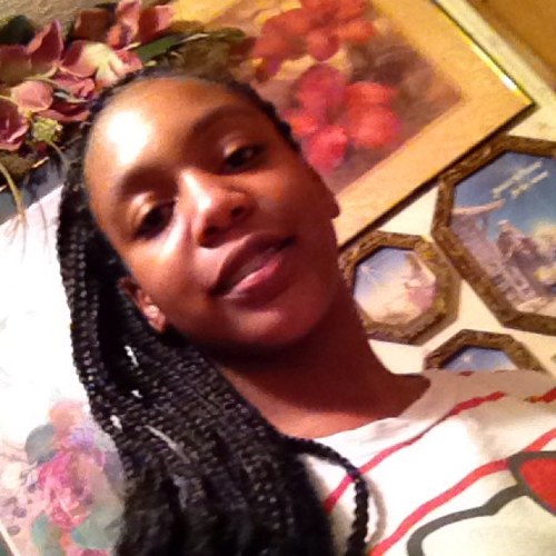 lateria11's profile picture. 