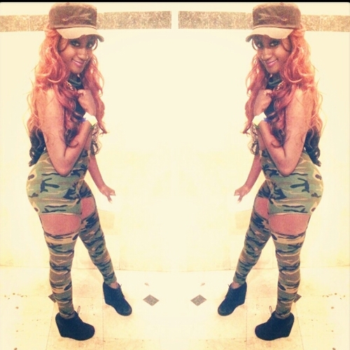 hey u yea u i see u twaching peeping my avi nd shit might as well follow me ^_^ #TeamSierraLeone #TeamMommy
