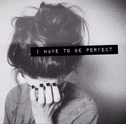Suicida. Anorexica. Bulimica. Bipolar.