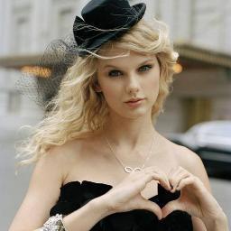 December 13, 1989 is my idol born day. In 5' 10 (1.78 m) she can get 7 grammy! (ʃƪ˘˘ﻬ) #Boyswiftie_ #swiftie RED in everywhere(ू•ᴗ•ू❁)