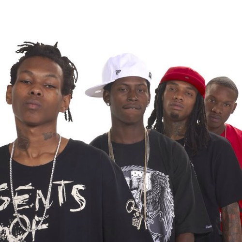 WE LOVE FUCK BITCHES GET MONEY
