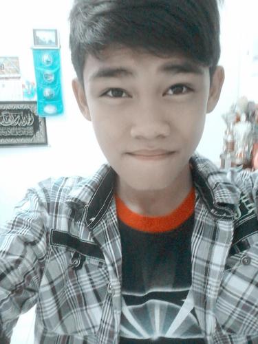 Ahmad Idham Amir™【Danial】14¤ Kedah♧ @Esya_Viennas ❤♥ღ Second Acc☎ Official Account★ Click The Follow To Change Following Do Not Click Following To Unfollow