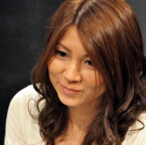 komajapan's profile picture. 前はアメリカ、メキシコでベースを弾いていました。現在は東京付近で活動しています。ボストンワールドジャズプロジェクト最優秀ベーシスト//GG-Bradz/ダディ竹千代＆東京おとぼけガールズ/構康憲&ダブルリミッツ/秦万里子クラッファーズ/S’MILES