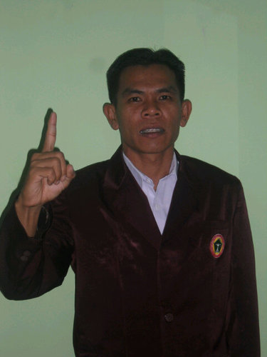 januardi17's profile picture. 