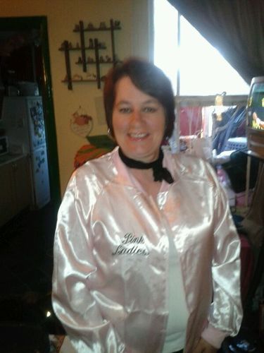 i`m married with 4 kids all grown up now and i`ve forgotton how old i am