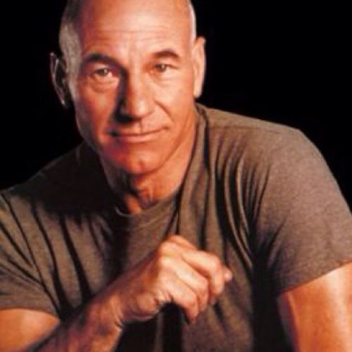 bdecry9's profile picture. 