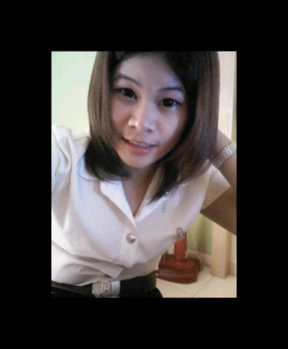 ด.ญ เฟิร์น ยิ้มแฉ่ง             สาวการเงิน  MSU.          follow เยอะๆนะค๊ะ !