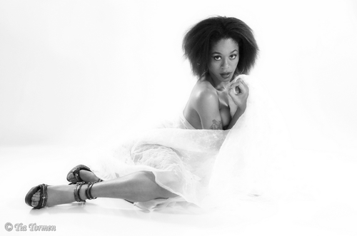 #ASBMODEL for booking contact jbarlow42@gmail.com 
 #SteelCityBeauties 
#PrettyBrownEyes
#OVO & ✘♥O∴