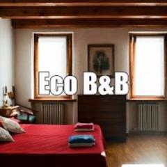 B&B Verona, confortable 4p. suite with bathroom and parking. Verona walking tour and train to Venice. buffet breakfast. Wellcome! Willkommen!Bienvenidos!