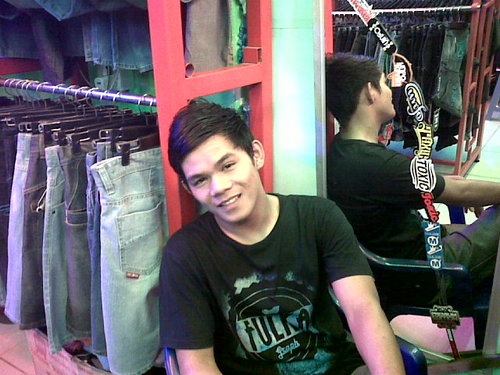 lobertosinaga's profile picture. 