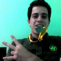 Sou Filho de Deus,Sou Jogador de Futebool,RaçudoO , OusadoO,romantico,simpaticooO S2