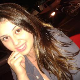 1.8, ciumenta, romantica, chorona, divertida, namorando!