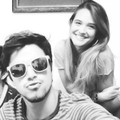 Um amor unico , um sentimento que invade meu coração ! Meu orgulho ! #BrutinhaÉPraSempre
@juulianapaiva e @simasrodrigo
                 gatos (: