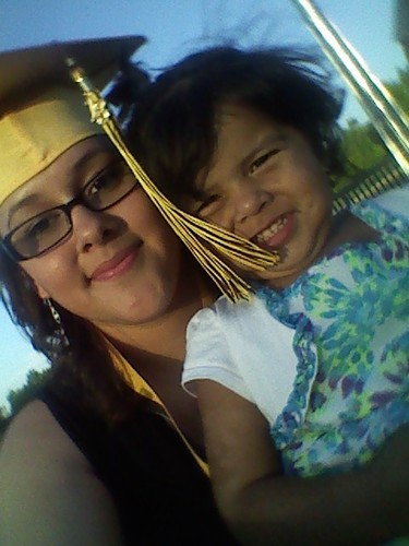 Follow iFollow back :) Class of 2013 , Sinqle , Native , Mexican , white ,, Independent !!