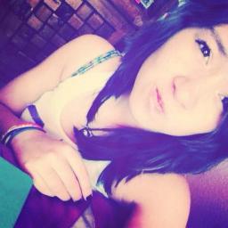 Sonrrieee y nuncaa lo dejees de aseer :D