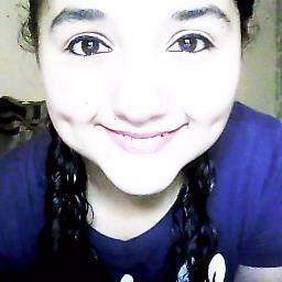 Soy Una Persona Super Sencilla les doy follow  A Las Personas Qe Me Gustariia Conocer Y Qe Ellas Me Conosieran  PD; super FanDe #Acabatelo♥