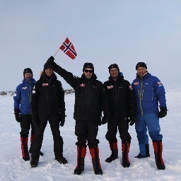 Ekspedisjoner til Nordvestpassasjen, Yukon, Afrika, Pasvikdalen, Jotunheimen. Medgrunnlegger av Frisk Superlag. Kjører generelt hardt på!