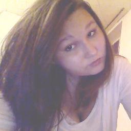 MzllSab's profile picture. 