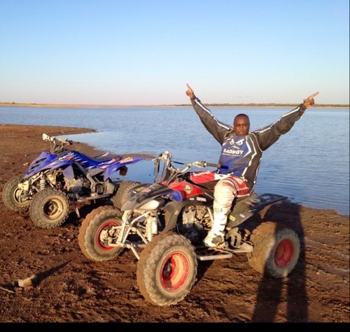 isanglinchwe's profile picture. 