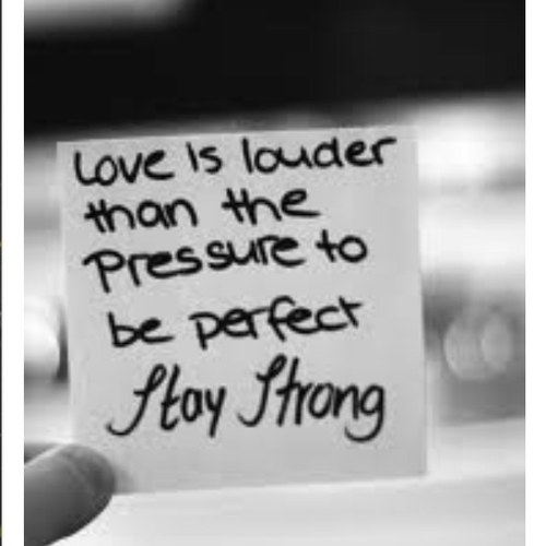 __NicoleLynn___'s profile picture. hi... follow and i will follow back