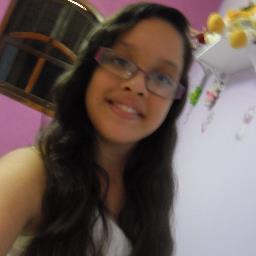 AmandinhaAMG's profile picture. 