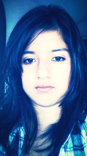 13 years old Single love any kind of music play soccer,football,baseball,and basketball love to hang out with my brothers and sisters and love one direction