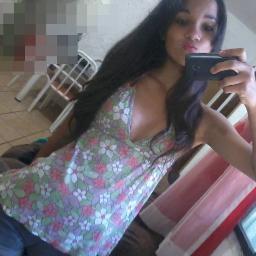 sou do jeito que sou, não importa o que eu faça,  eu adoro o twitter e não me importo com mais nada ! ! !