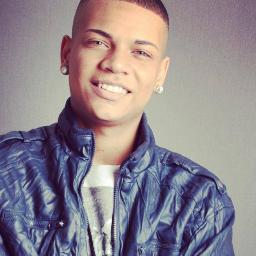 Se te amar significa viver , eu viviria além da vida tudo por você ♪ ♥ @Duduzinhomc ♥