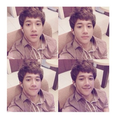 OFFICIAL FANSBASE @dickymprasetyo from SURABAYA! MY JOIN IN 23 desember 2011 KEEP SUPPORT DICKY