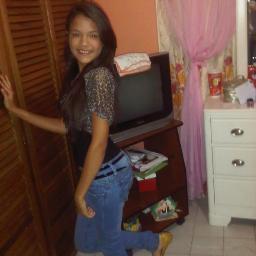 @DailynGarperFOLLOWBAC ♥sígueme y te sigo♥