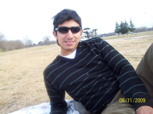 elmartu2012's profile picture. 