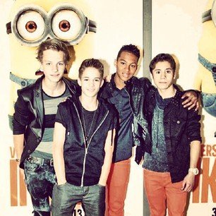 MAINIAC FOREVER ♥♥♥♥