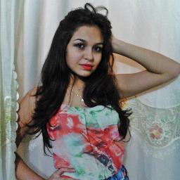 Tão menina mas tão mulher. Tão forte mas tão fraca.Tão madura mas tão insensata. Tão eu...