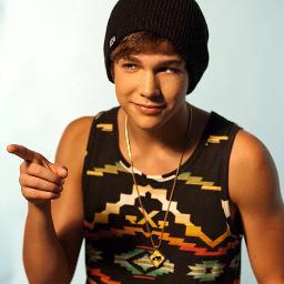My dream is to meet @AustinMahone and get to know the guy really is sweeter and more beautiful than 	
recognize, he is like a prince for me!