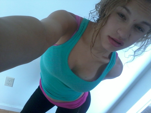 Ima Flirt  ;)) I Love Food.3. Follow Bitchess And I'll Follow Back Babess 33