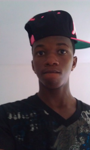 braliskydd101's profile picture. ğäł âř řúñ ďöwñ ţhê ğąż@ ýõüţh łøvę ţhęm:-* 8-)